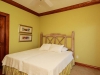 thumbs bedbr Love Shack   Unit 18