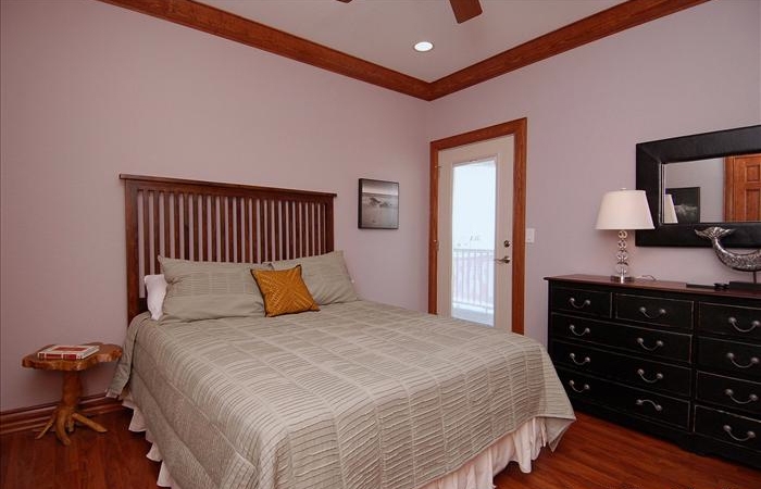 thumbs bedbr Sky Surfer   Unit 31